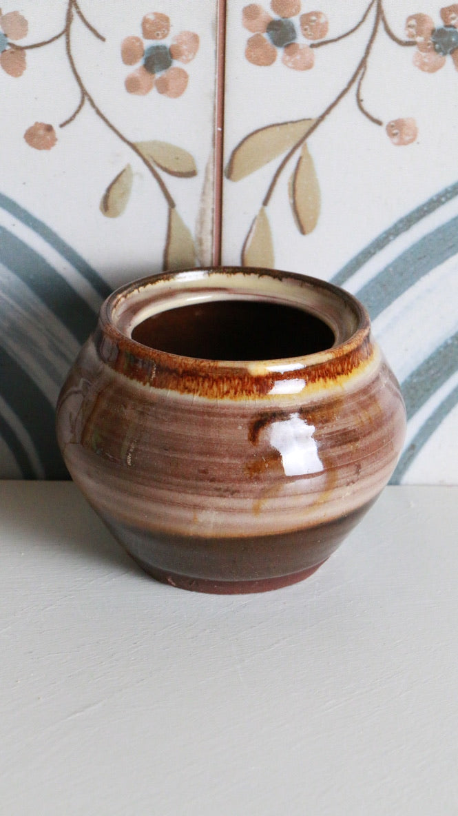 Winchcombe jar By Charles Tustin (missing lid)