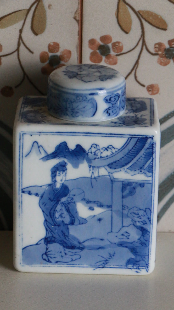 Vintage Chinoiserie Blue and White Ceramic Tea Caddy
