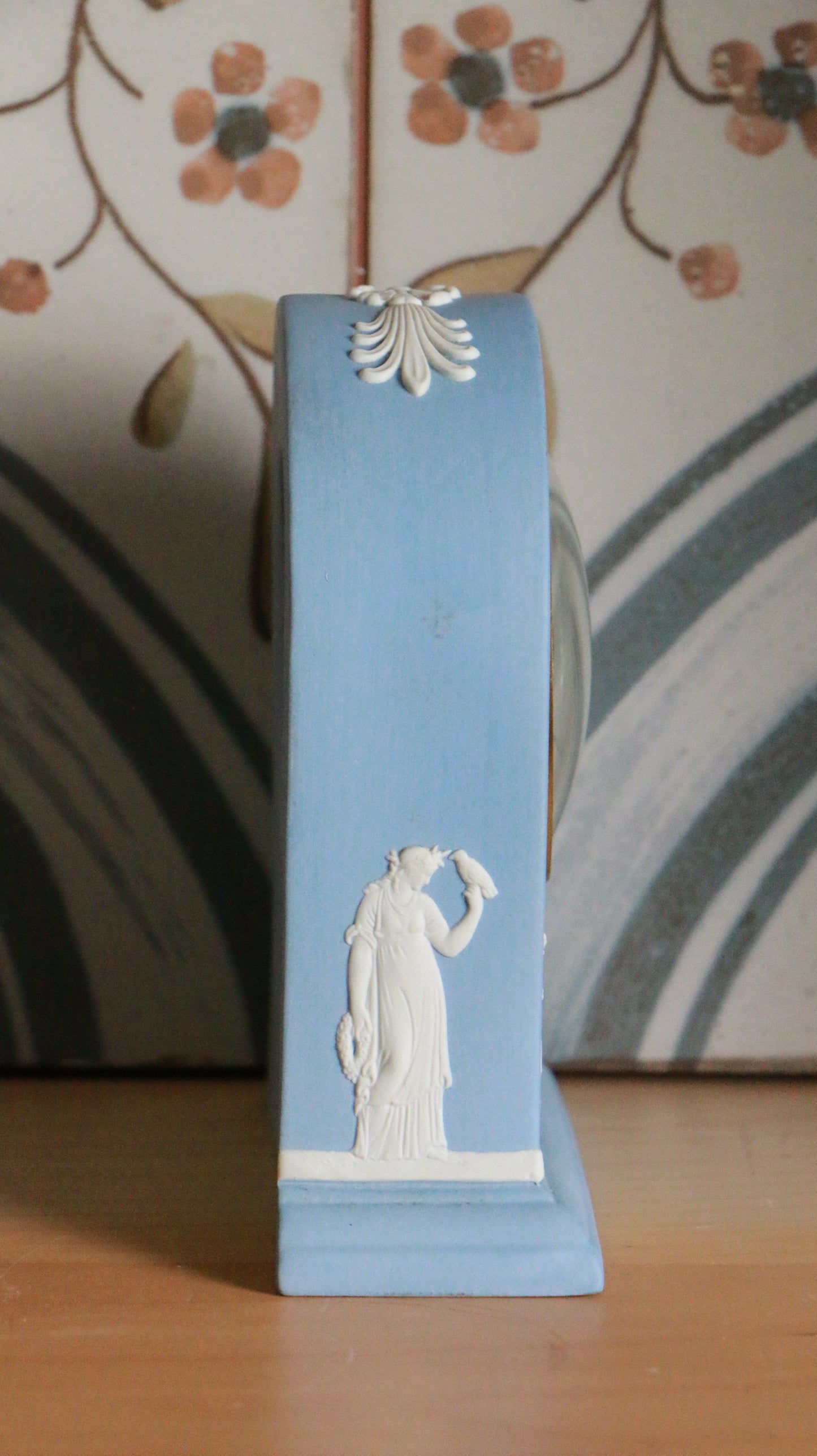 Vintage Wedgwood Jasperware Mantel Clock with White Relief Design – Blue & White