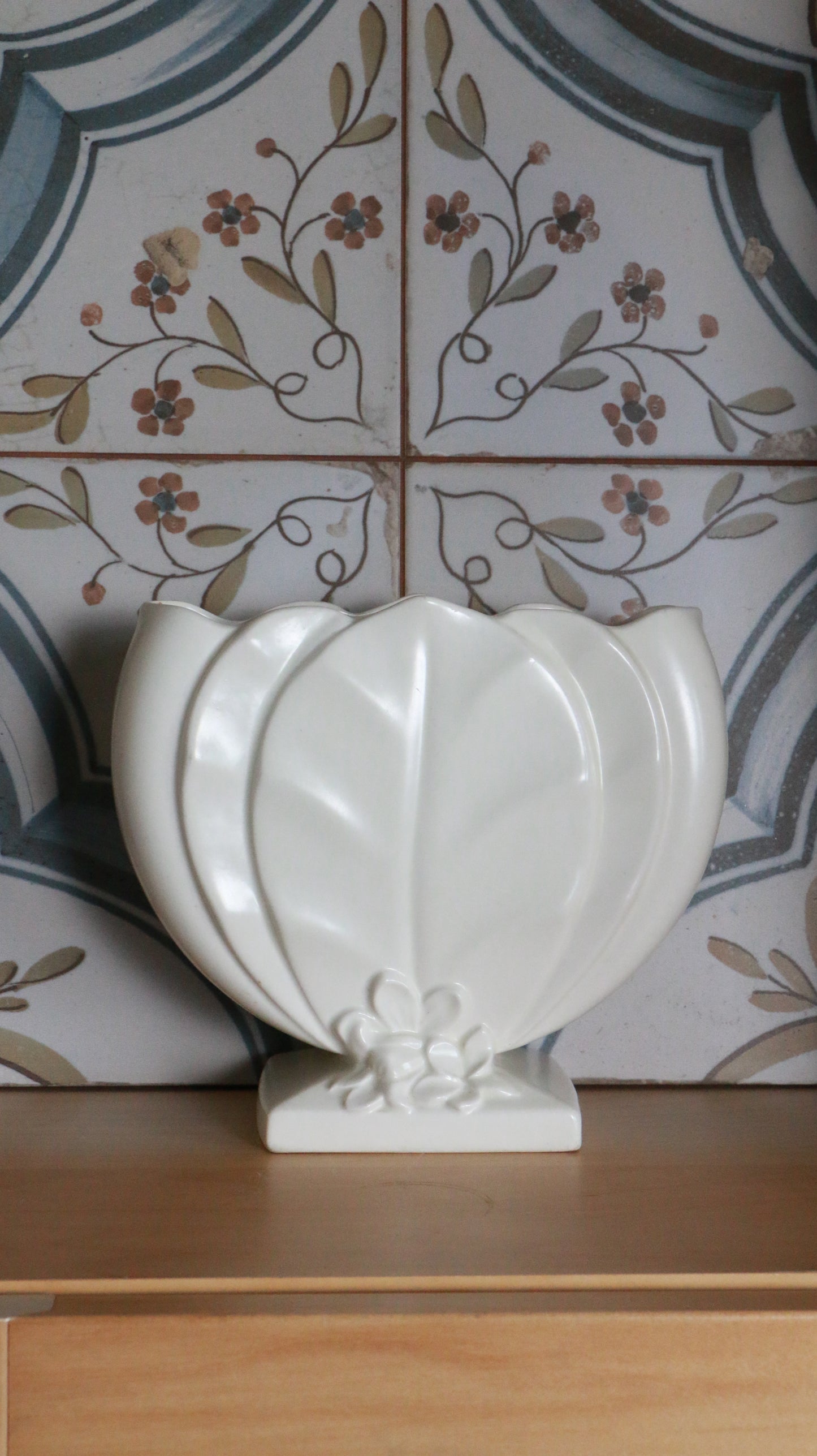 Art Deco Beswick White Ceramic Leaf Mantle Vase