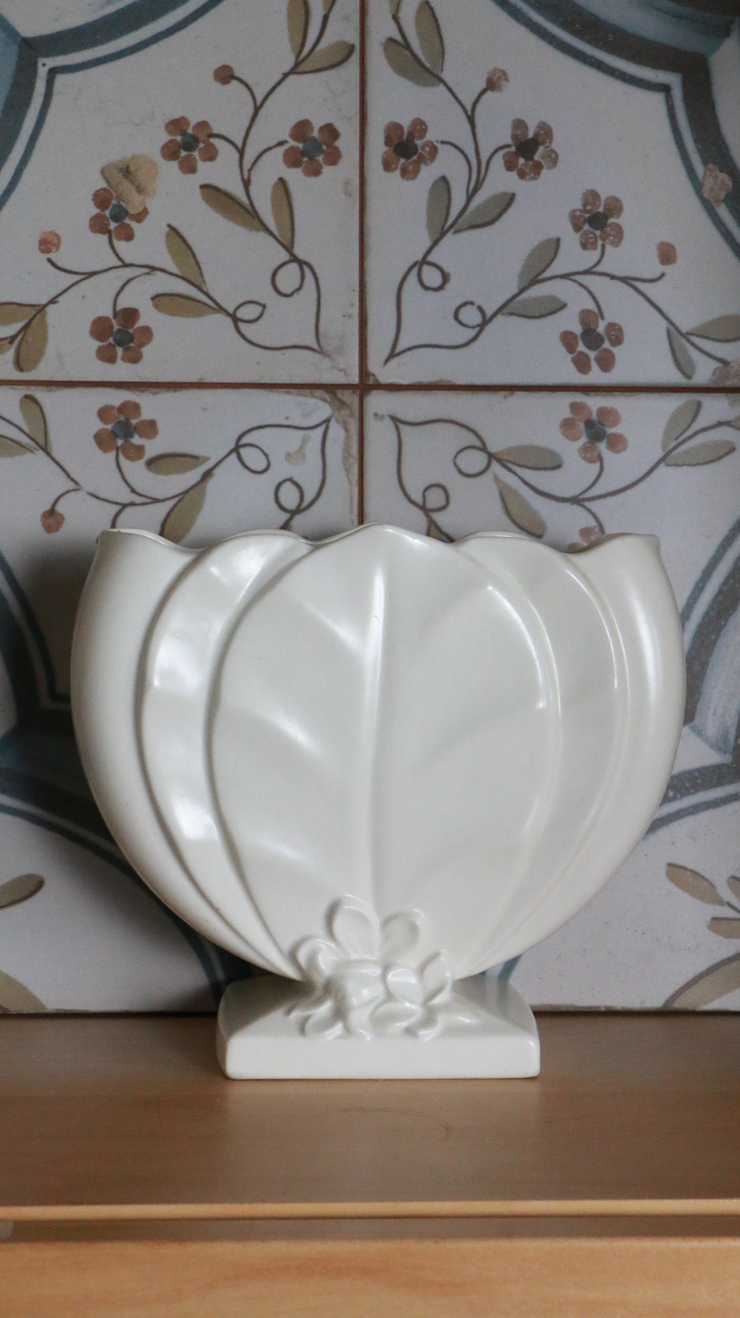 Art Deco Beswick White Ceramic Leaf Mantle Vase