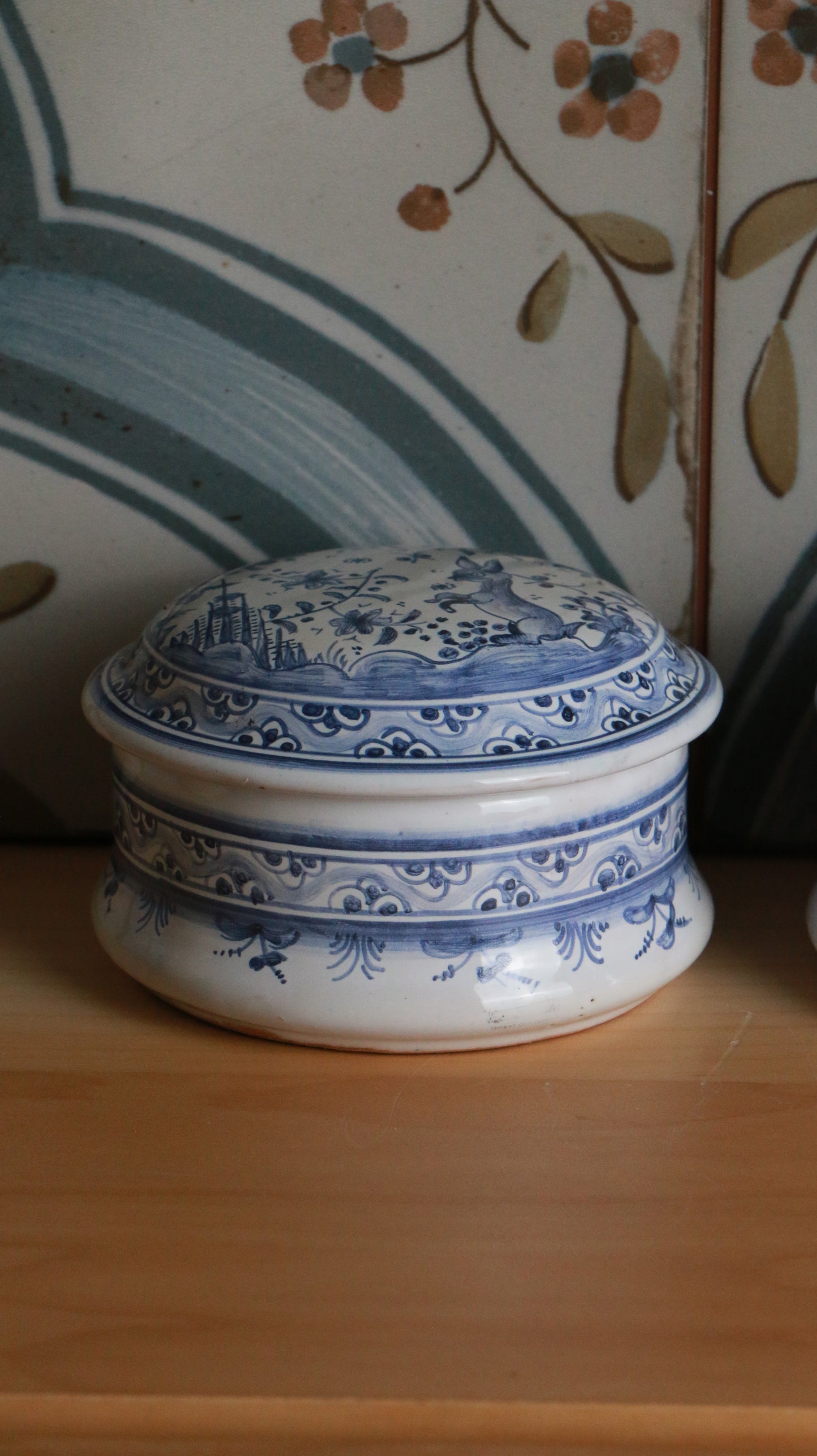 Pair of Hand-Painted Blue & White Lidded Portuguese Ceramic Boxes – Conimbriga, Séc. XVII