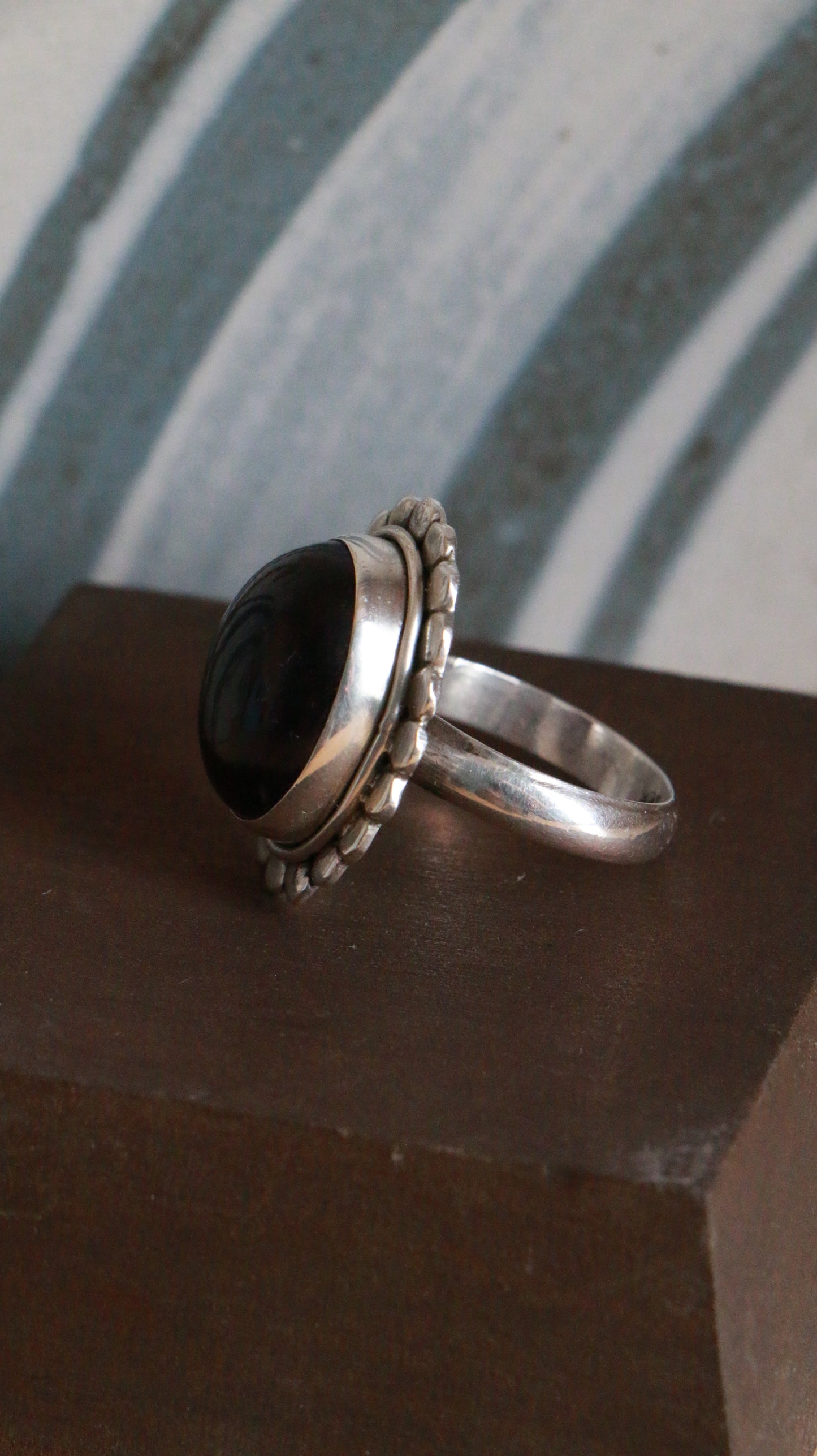 Vintage Sterling Silver Amethyst Ring with Floral Scalloped Bezel