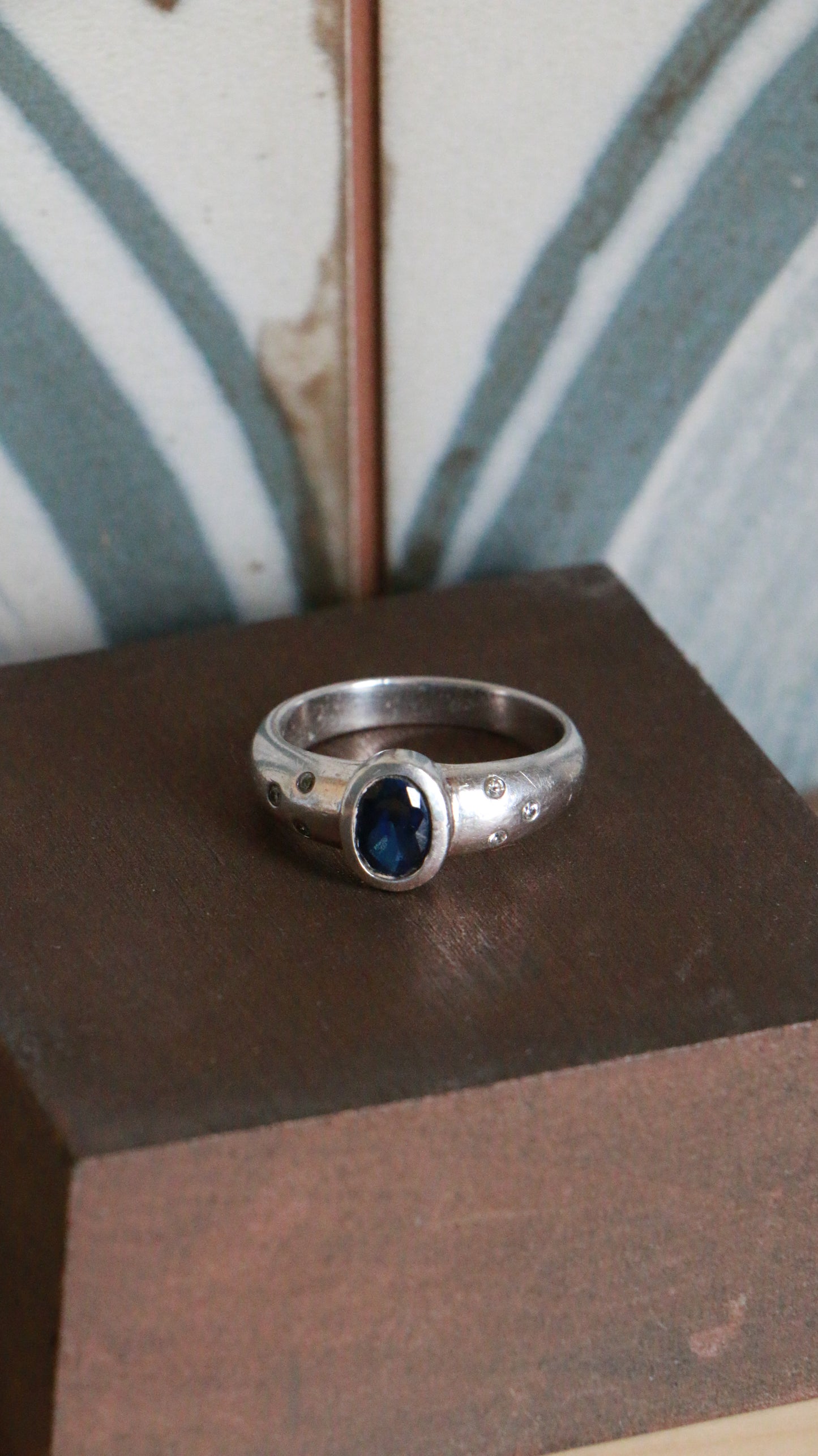 Vintage Sterling Silver Ring with Blue Sapphire & CZ Diamonds