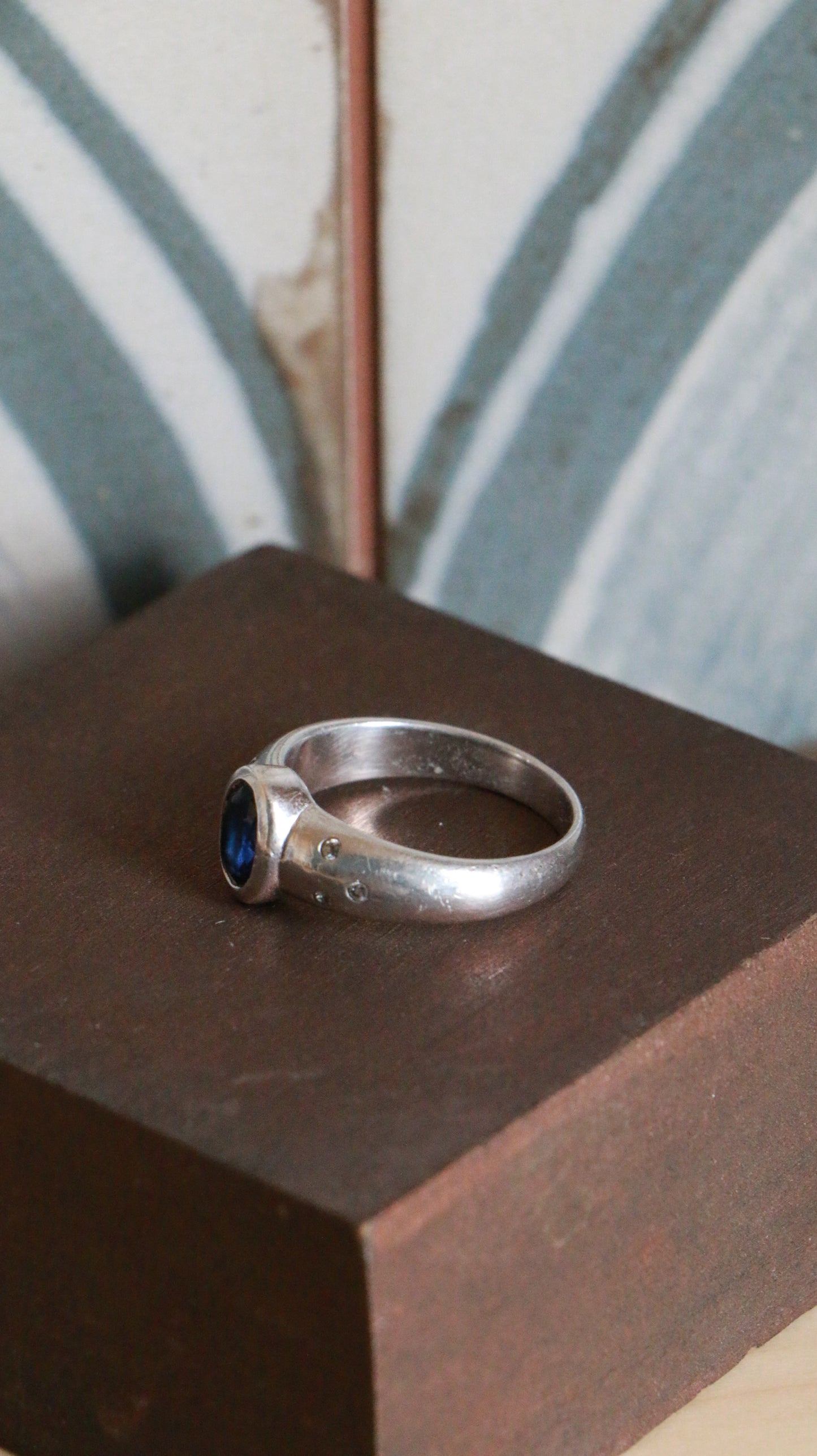 Vintage Sterling Silver Ring with Blue Sapphire & CZ Diamonds