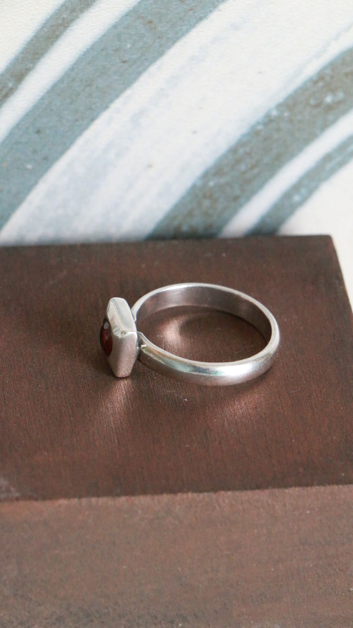 MARRAKESH EDIT - Vintage Sterling Silver Ring with Red Garnet Stone