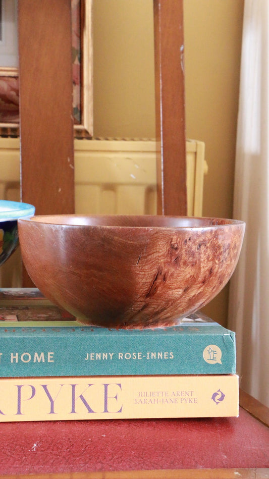 Hand-Turned Burr Elm Bowl – Station Turnings