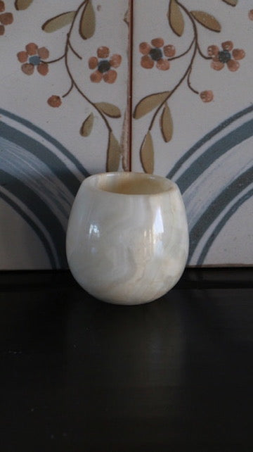 VINTAGE MARBLE ROUND TEALIGHT CANDLE HOLDER