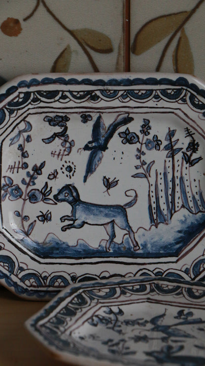 Pair of Hand-Painted Portuguese Conímbriga Plates – Dog & Rabbit Motifs
