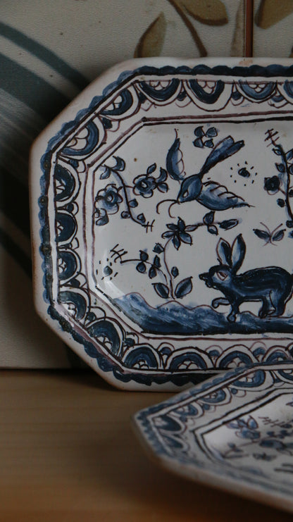 Pair of Hand-Painted Portuguese Conímbriga Plates – Dog & Rabbit Motifs